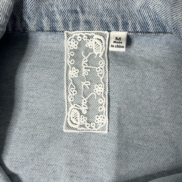 Sadie & Sage puffed sleeve denim cropped jacket - light wash - size medium EUC - Picture 3 of 10